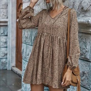 Dot tie neck long sleeve dress